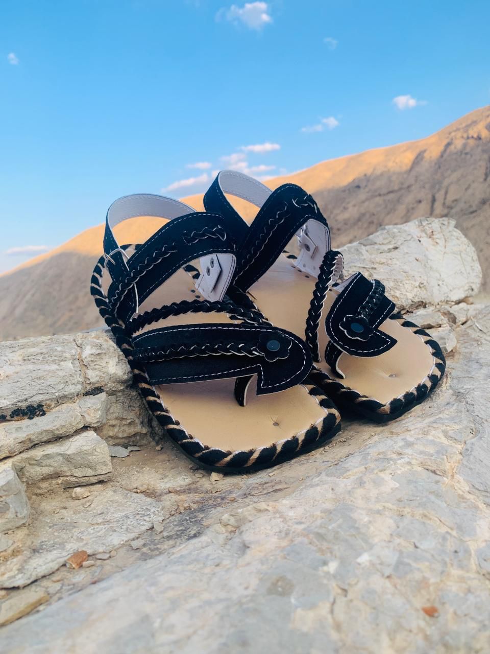 Mittu Kat – Handmade Balochi Leather Chappal